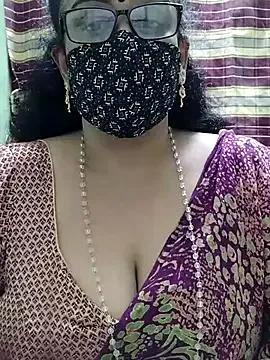 sweet-lotus from StripChat