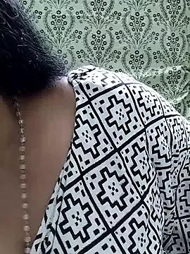 sweet-lotus from StripChat