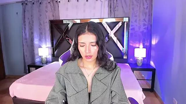 sweet-muse from StripChat