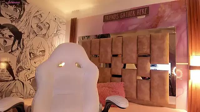 sweet-muse from StripChat