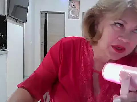 Sweet4104 from StripChat