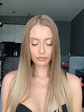 Sweet__Milly from StripChat