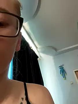 sweet__Nika from StripChat