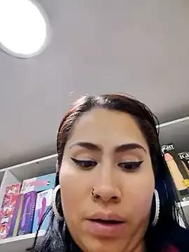 Explore our live girls sluts from our Custom and Multi clubs and checkout exclusive access to highly interactive content, such as shape, hair, titties, pussy type and many more.