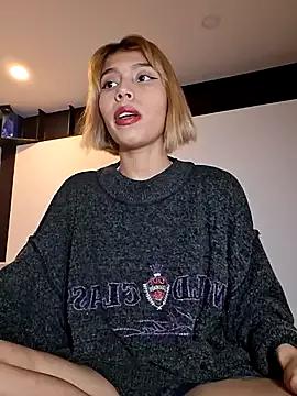 sweet_Amy0 from StripChat