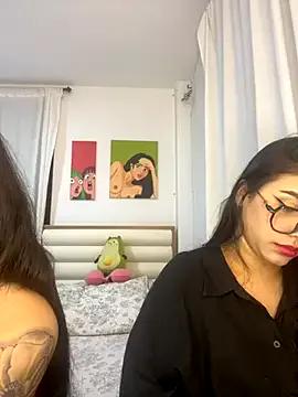 Explore our live girls sluts from our Custom and Multi clubs and checkout exclusive access to highly interactive content, such as shape, hair, titties, pussy type and many more.