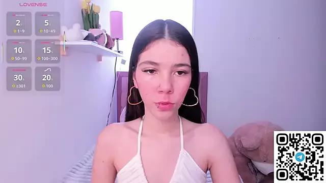sweet_kittyx from StripChat is Freechat