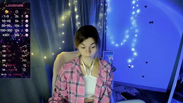 Sweet_me_ from StripChat