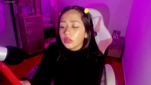 Sweet_milady from StripChat