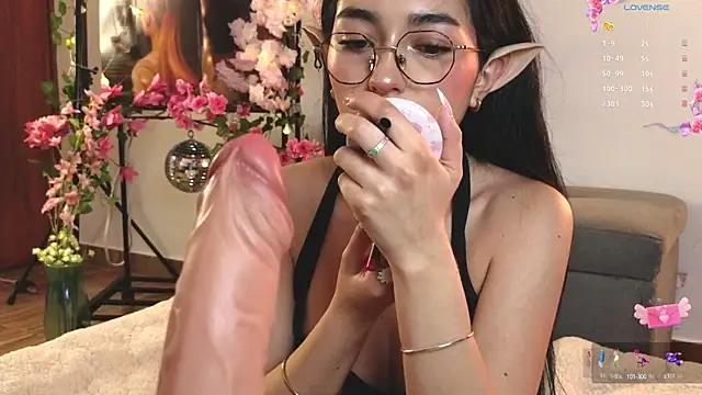 Sweet_Nyx from StripChat