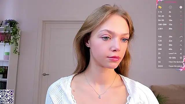 Explore our live girls sluts from our Custom and Multi clubs and checkout exclusive access to highly interactive content, such as shape, hair, titties, pussy type and many more.