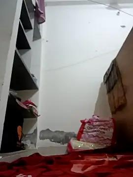 sweet_poison25 from StripChat