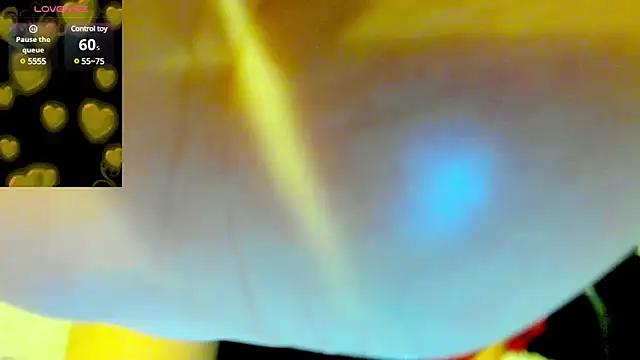Sweet_pussynikol from StripChat