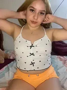Explore our live girls sluts from our Custom and Multi clubs and checkout exclusive access to highly interactive content, such as shape, hair, titties, pussy type and many more.