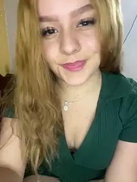 Explore our live girls sluts from our Custom and Multi clubs and checkout exclusive access to highly interactive content, such as shape, hair, titties, pussy type and many more.
