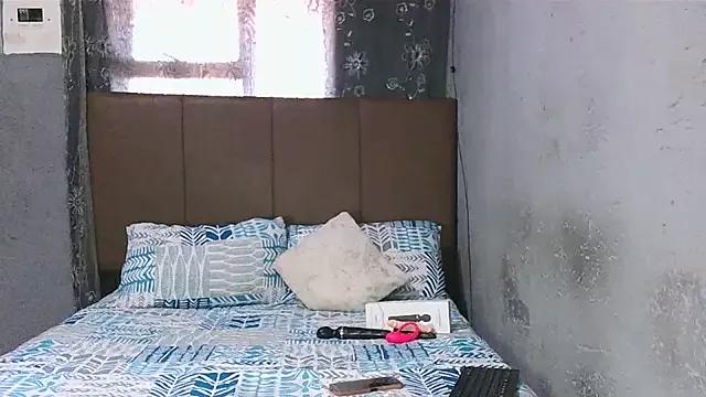 Sweetbedroomeyez01 from StripChat