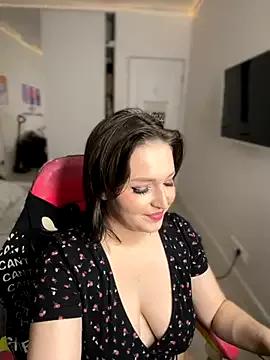 SweetBeeQueen webcams show profile image 