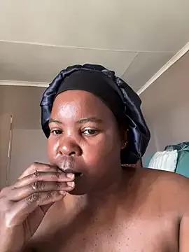 SweetCandy84 from StripChat