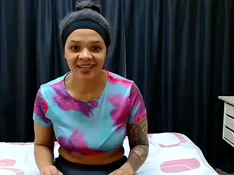 SweetCaramel98 from StripChat