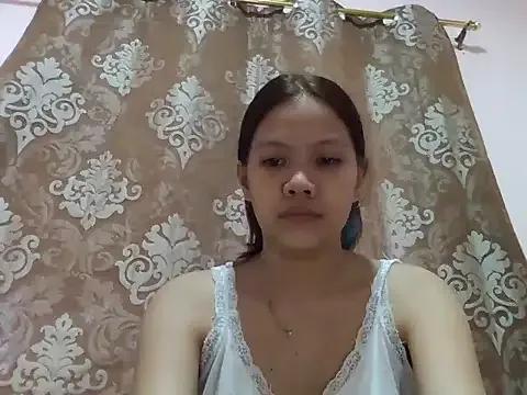 sweetcherry23 from StripChat