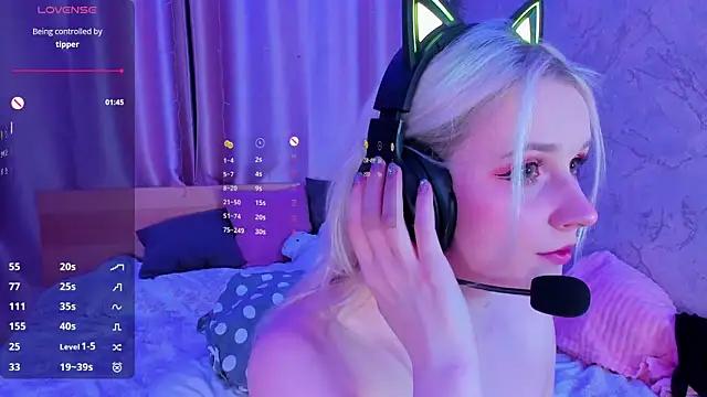 SweeteRose_Royce from StripChat
