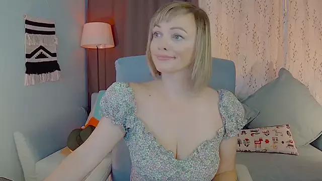 SweetEye from StripChat