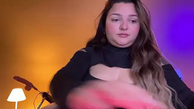 SweetFoxEyes from StripChat