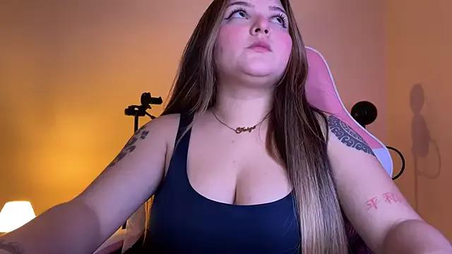 SweetFoxEyes from StripChat