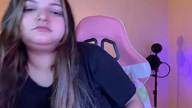 SweetFoxEyes from StripChat