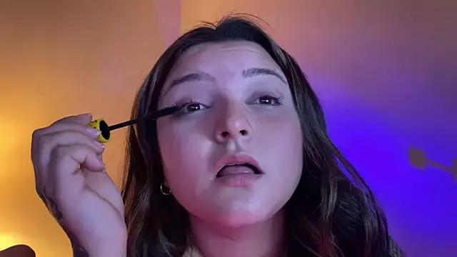 SweetFoxEyes from StripChat