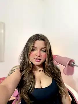 SweetFoxEyes_ from StripChat