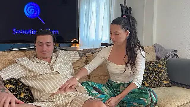 Explore our live girls sluts from our Custom and Multi clubs and checkout exclusive access to highly interactive content, such as shape, hair, titties, pussy type and many more.