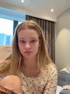 Sweetieang webcams show profile image 