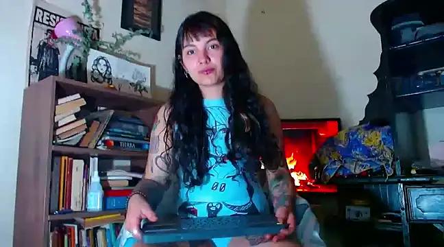 sweetiee_mary from StripChat