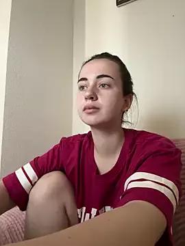 SweetieKendl from StripChat