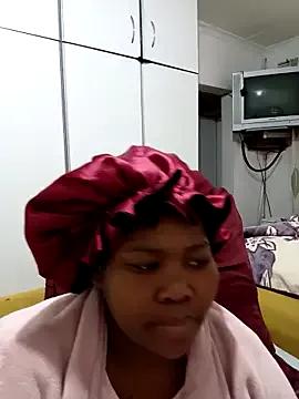SweetieQueen1 from StripChat