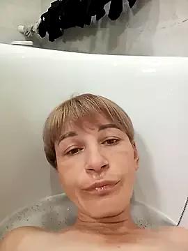 SweetKiss96 from StripChat is Freechat