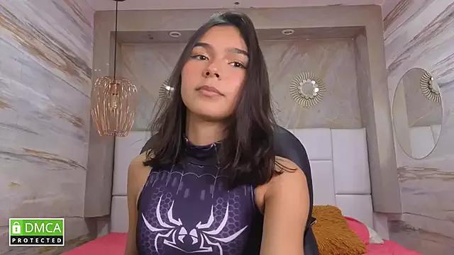 sweetlittlevenus from StripChat