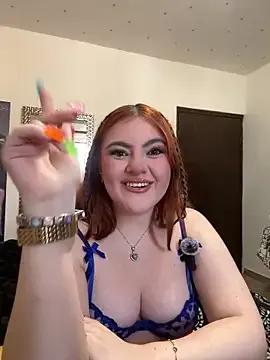 sweetluciee from StripChat