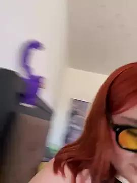 sweetluciee from StripChat