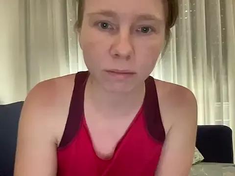 SweetLucy96 from StripChat