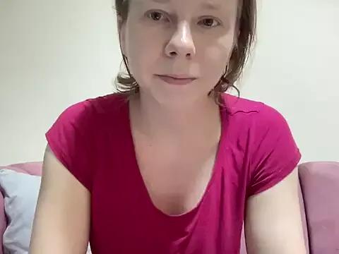 SweetLucy96 from StripChat