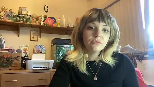 SweetMaisie from StripChat is Freechat