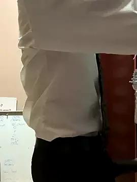 sweetmdk from StripChat