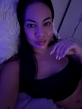 SweetMeiii from StripChat is Freechat