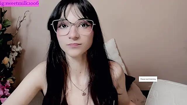 Explore our live girls sluts from our Custom and Multi clubs and checkout exclusive access to highly interactive content, such as shape, hair, titties, pussy type and many more.