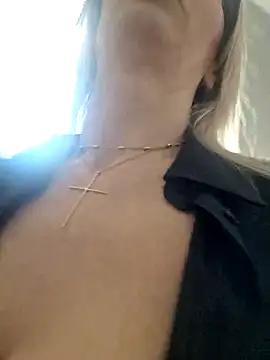 SweetMonicaUK from StripChat