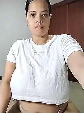sweetpe from StripChat