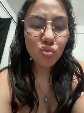 SweetPleassure_01 from StripChat