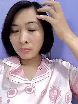 Sweets24 from StripChat is Freechat